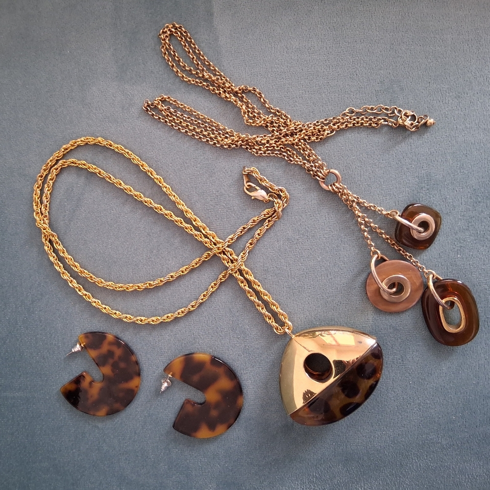 Torti Print Resin Necklace/Earring Lot